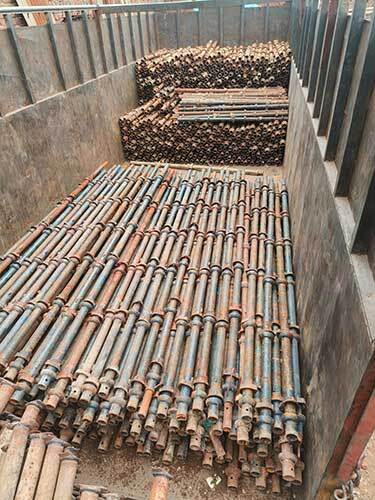 Adjustable Scaffolding Prop