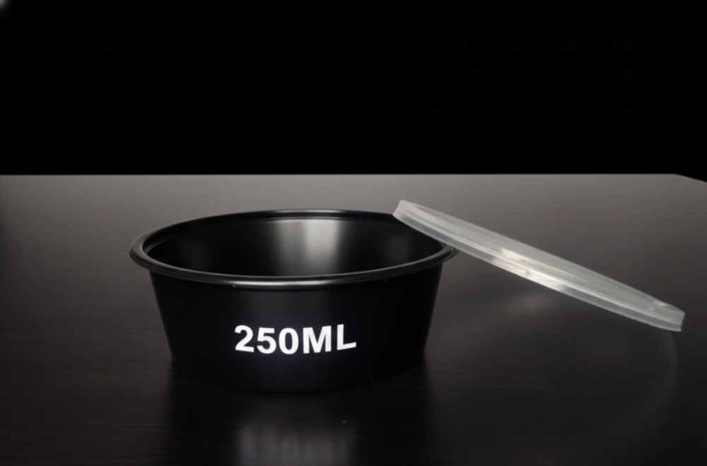 250 ML Round Black PP Containers With Lid