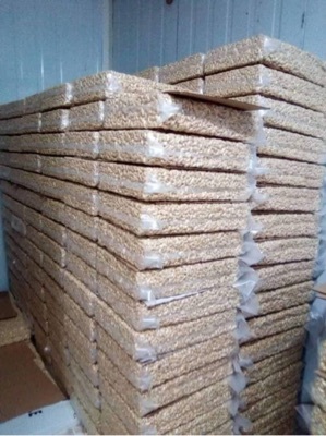 W320 cashew nuts available