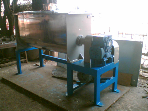 RIBBON BLENDER