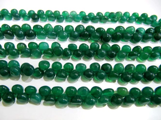 Natural Green Onyx Onion Shape Plain Smooth 6 to 8mm Size Side Drilled Beads Strand 8 Inches Long