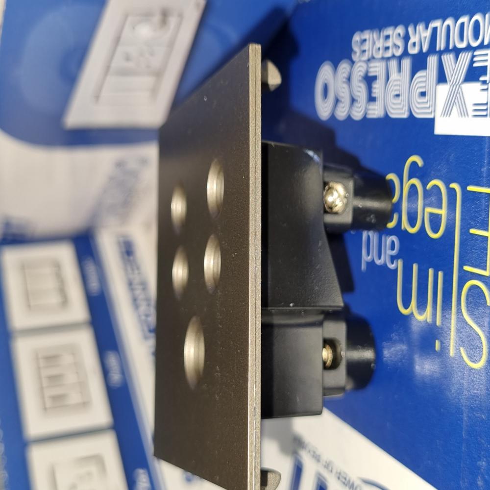 Orbit 10a socket  grey