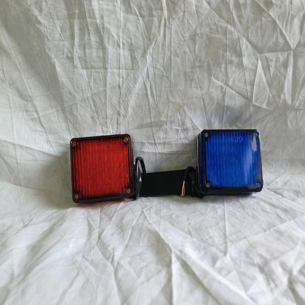 GSBL 31L Grand Bar Light , Square