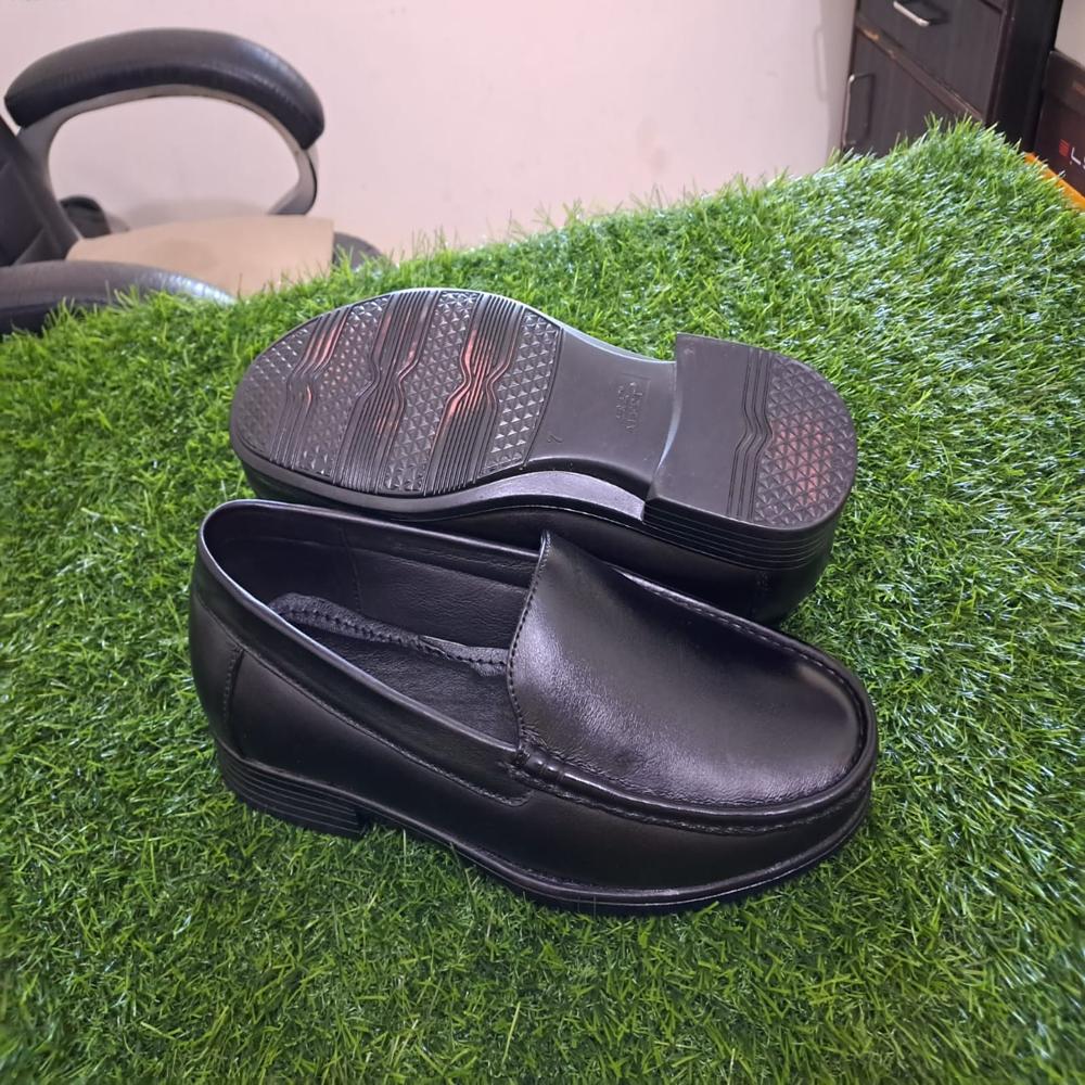 Mild Leather Loafer Shoes