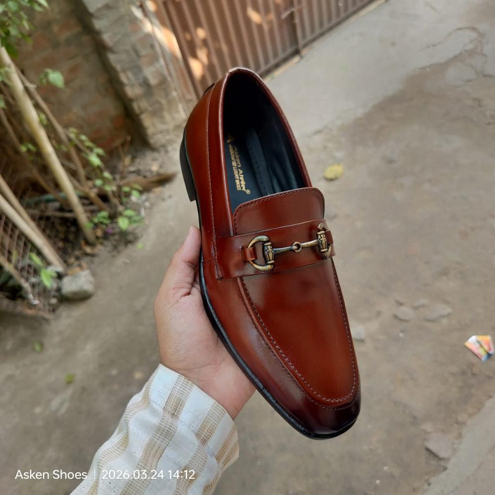 Men Casual Shoes - Color: Different Available