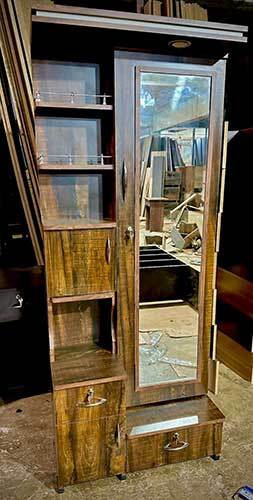 Partical Board   Dressing Table - Brand Name: Custom Crafted
