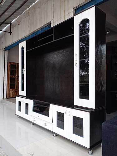 Solid Wooden TV Cabinet