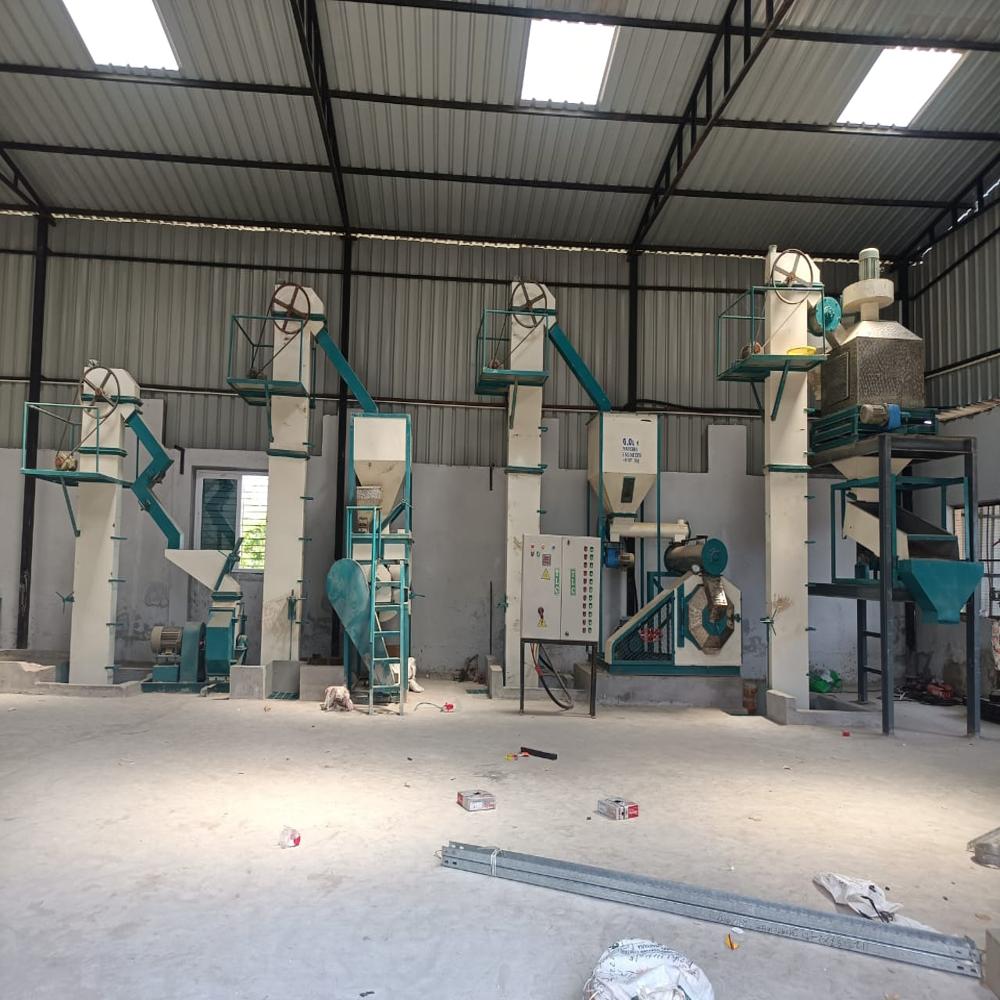 Horizontal Feed Plant - Automatic Grade: Semi-automatic