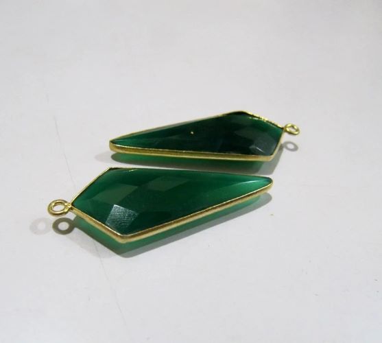 2 Pcs Natural Green Onyx Briolette Faceted 15x35mm Arrowhead charm pendant