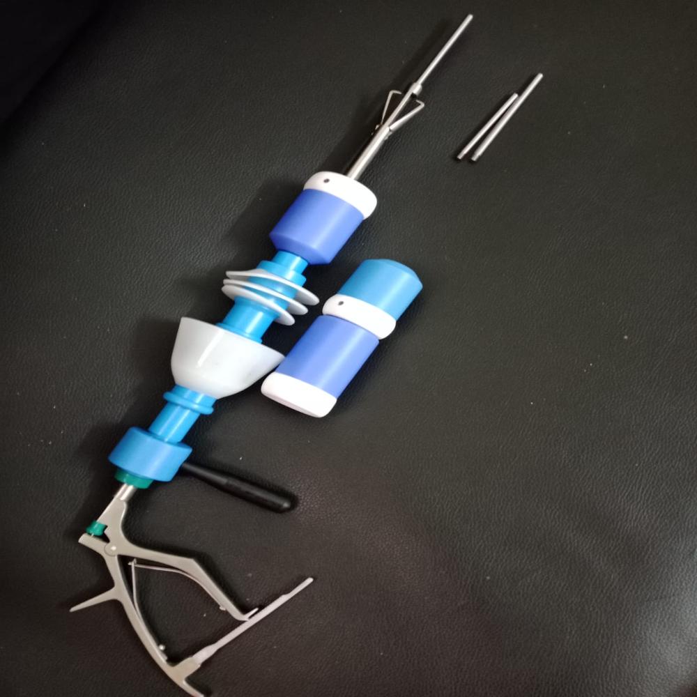 Mangeshkar Uterine Manipulator With Ratchet Handle