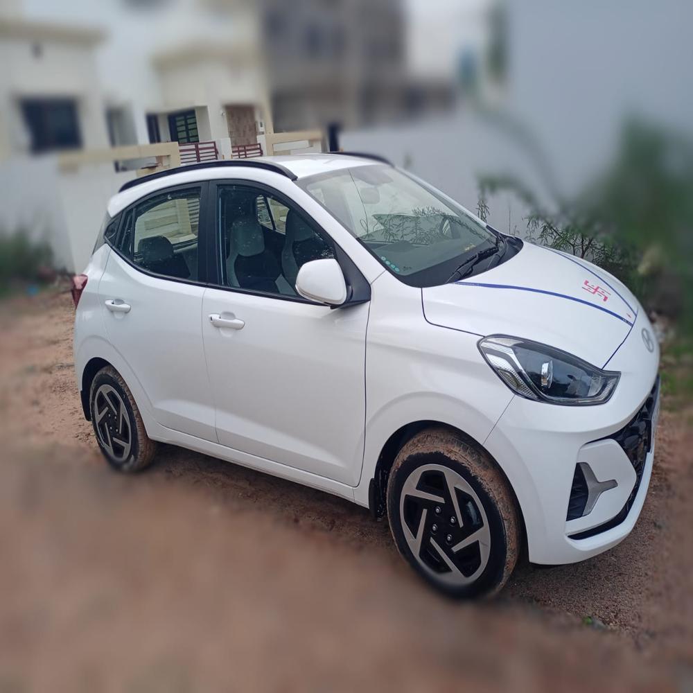 self drive car rental service