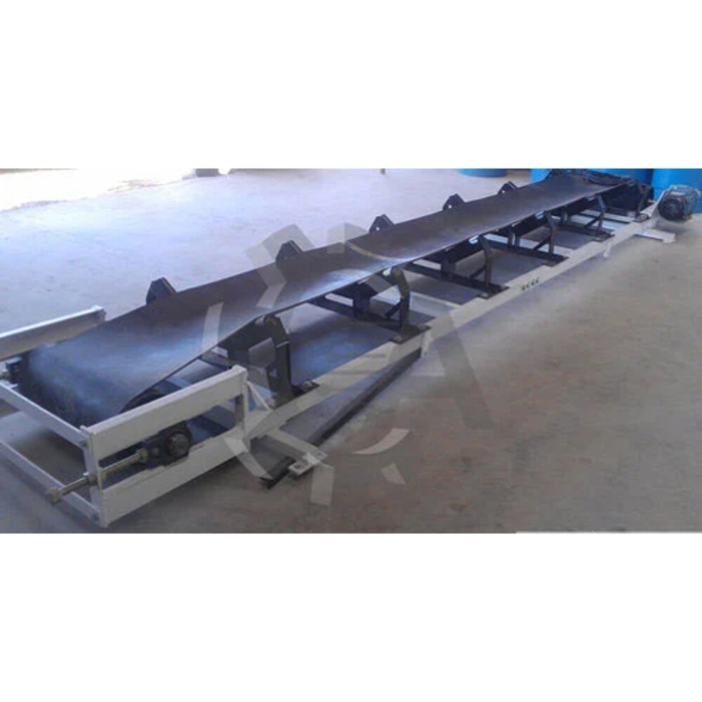 Trough Belt Conveyor - Material: Ss