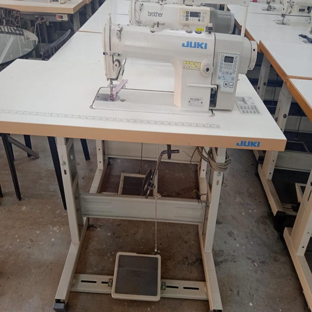 JUKI DDL 8100 B 7 Garment Sewing Machine
