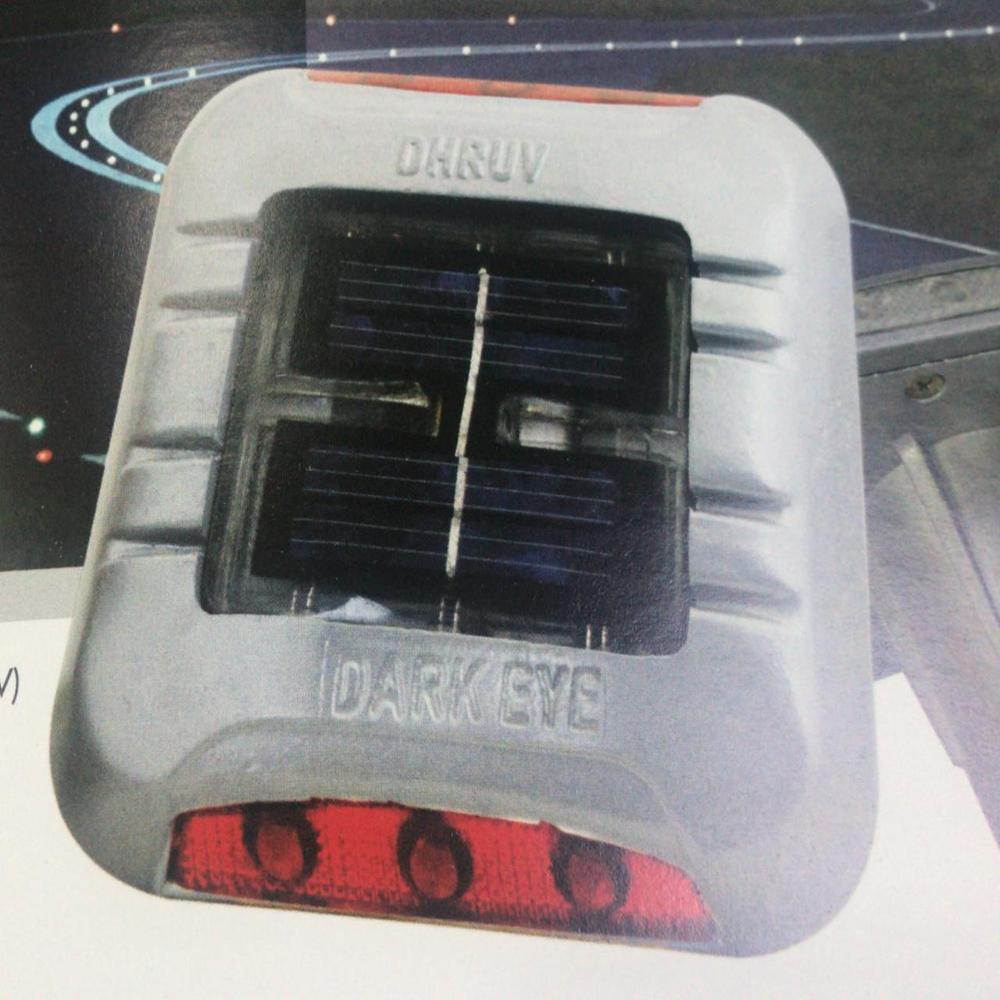 Solar road stud