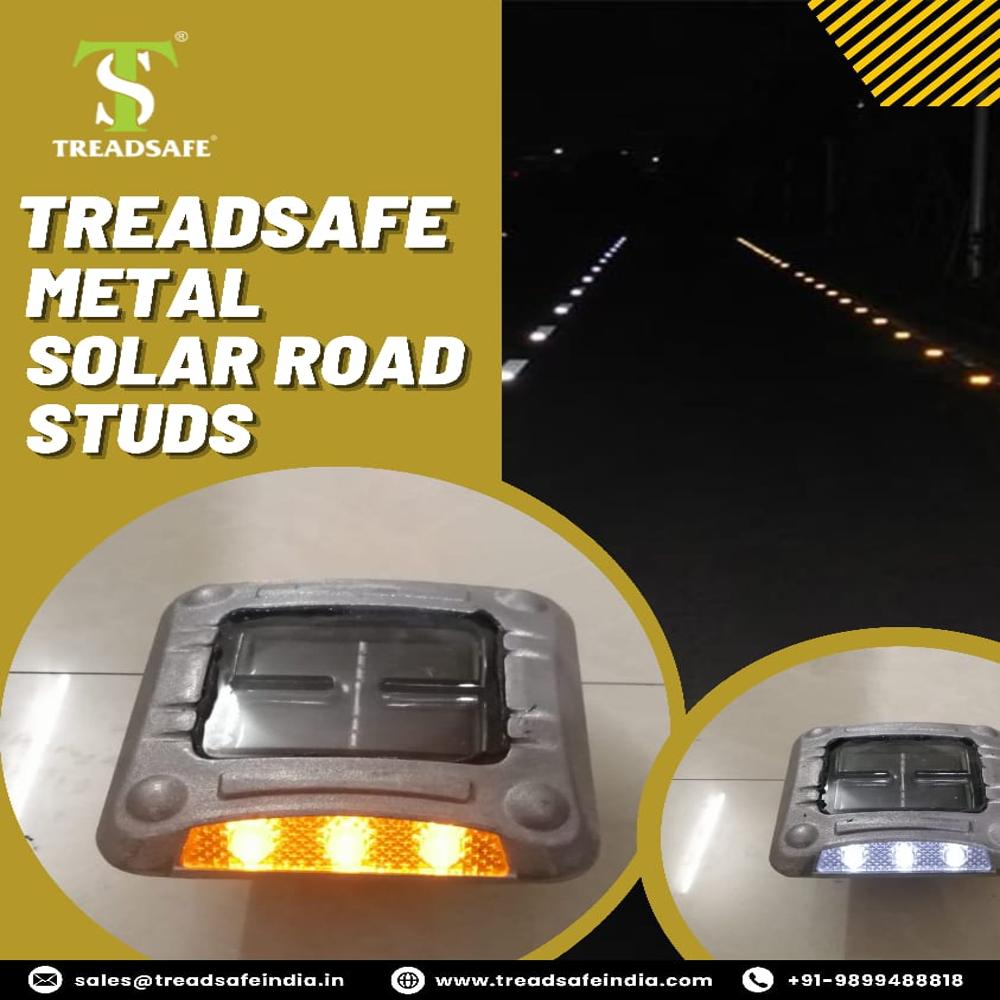 Solar road stud