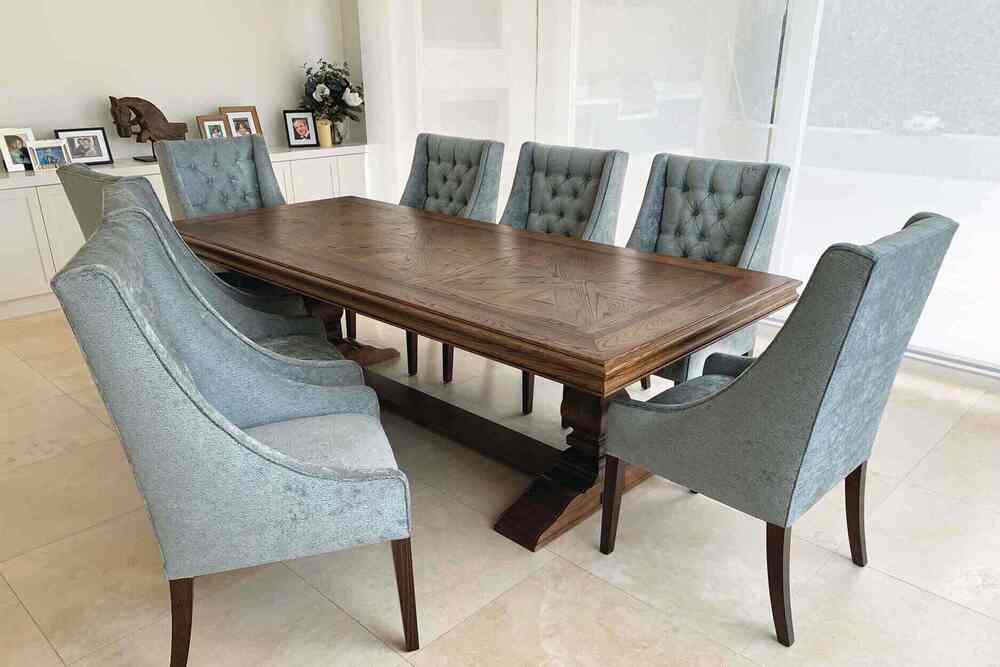 Homerun Wooden Dining Table