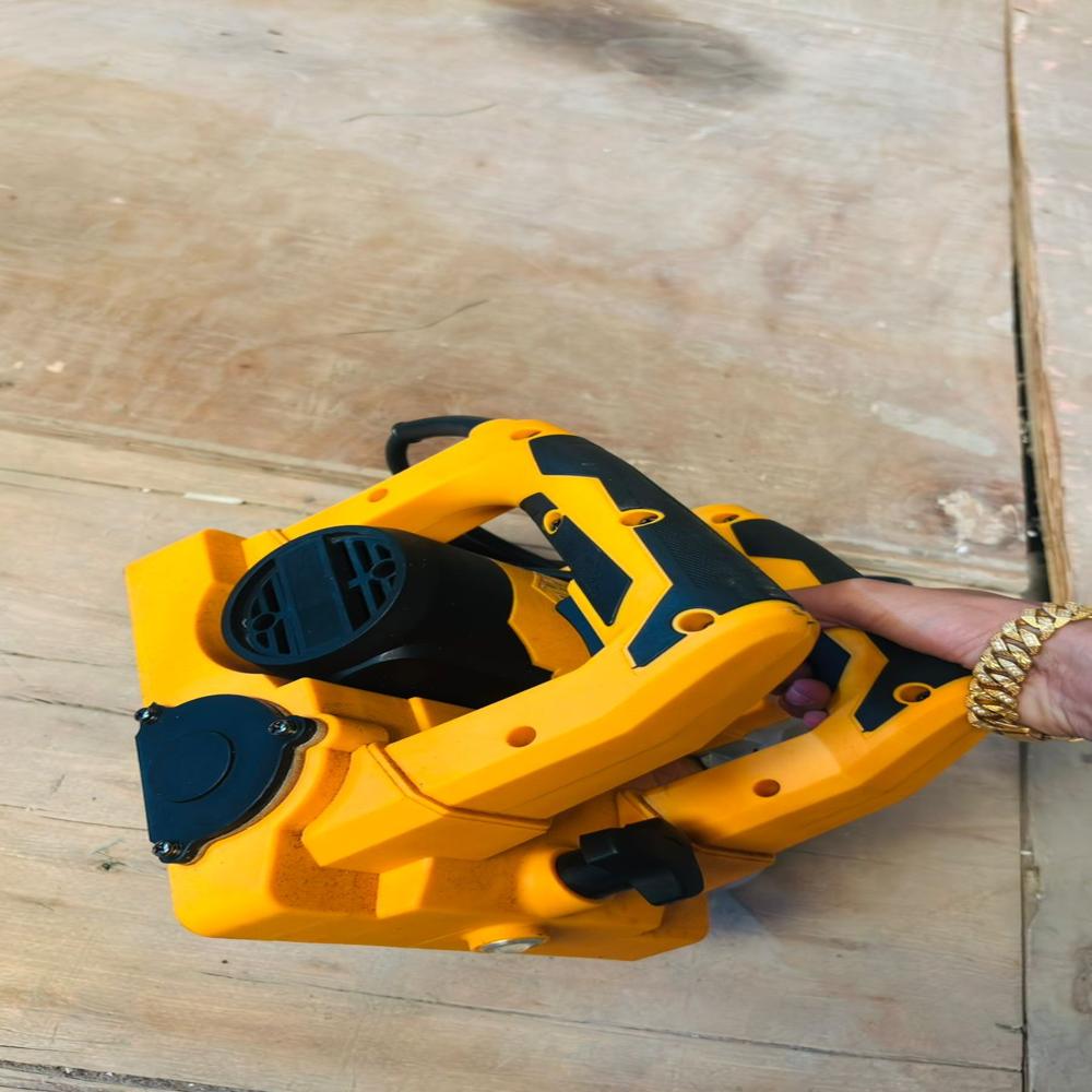 PUTTY SCRAPER MACHINE