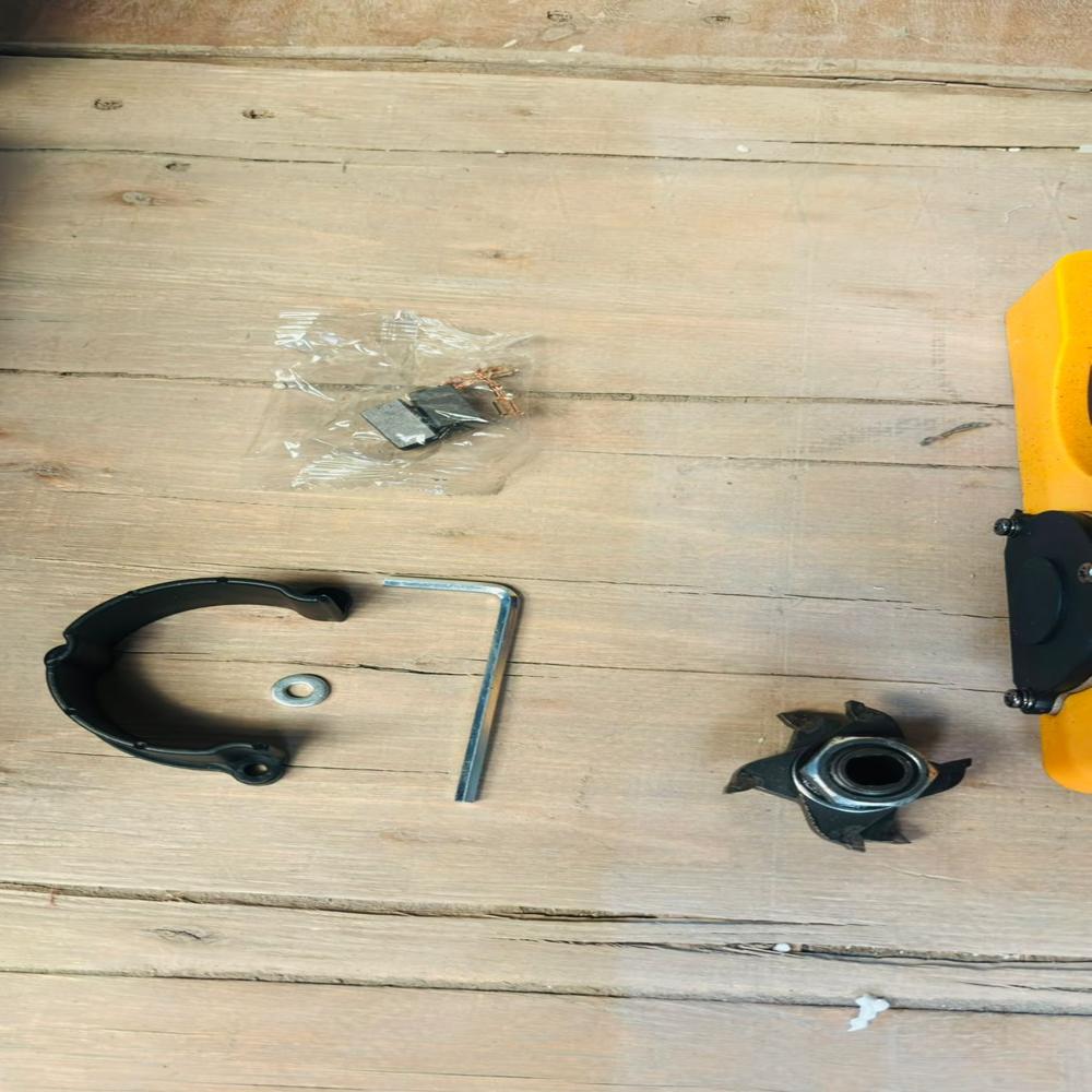 PUTTY SCRAPER MACHINE