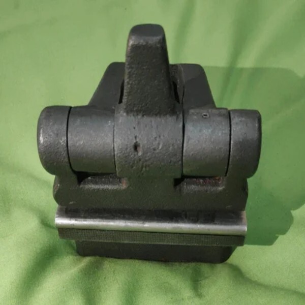 Wakayama Cold Merceriser Sando Goller Stenter Chain Clip - Mild Steel, 3.8 Inch Size, Black Color | Suitable For Stenter Machine Usage