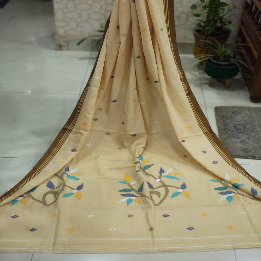 Beige Soft Cotton Hand Woven Saree