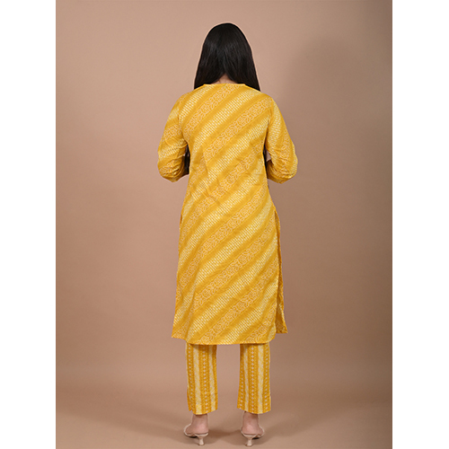 Cotton Suit 821 - 100% Cotton Lawn, Unstitched 2.5m Top, 2m Bottom, 2.25m Dupatta | Multicolor Digital Print, Minimal Embroidery, Breathable, Shrink-resistant