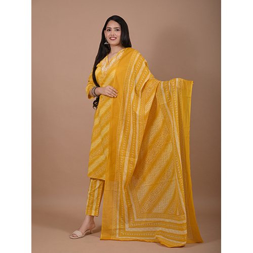 Cotton Suit 821 - 100% Cotton Lawn, Unstitched 2.5m Top, 2m Bottom, 2.25m Dupatta | Multicolor Digital Print, Minimal Embroidery, Breathable, Shrink-resistant