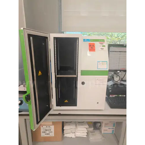 Perkin Elmer Microbeta 2450 Microplate Counter