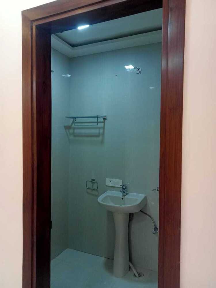 Bathroom Making Work