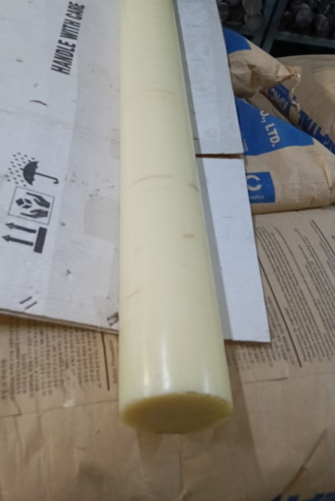 White Cast Nylon Rod