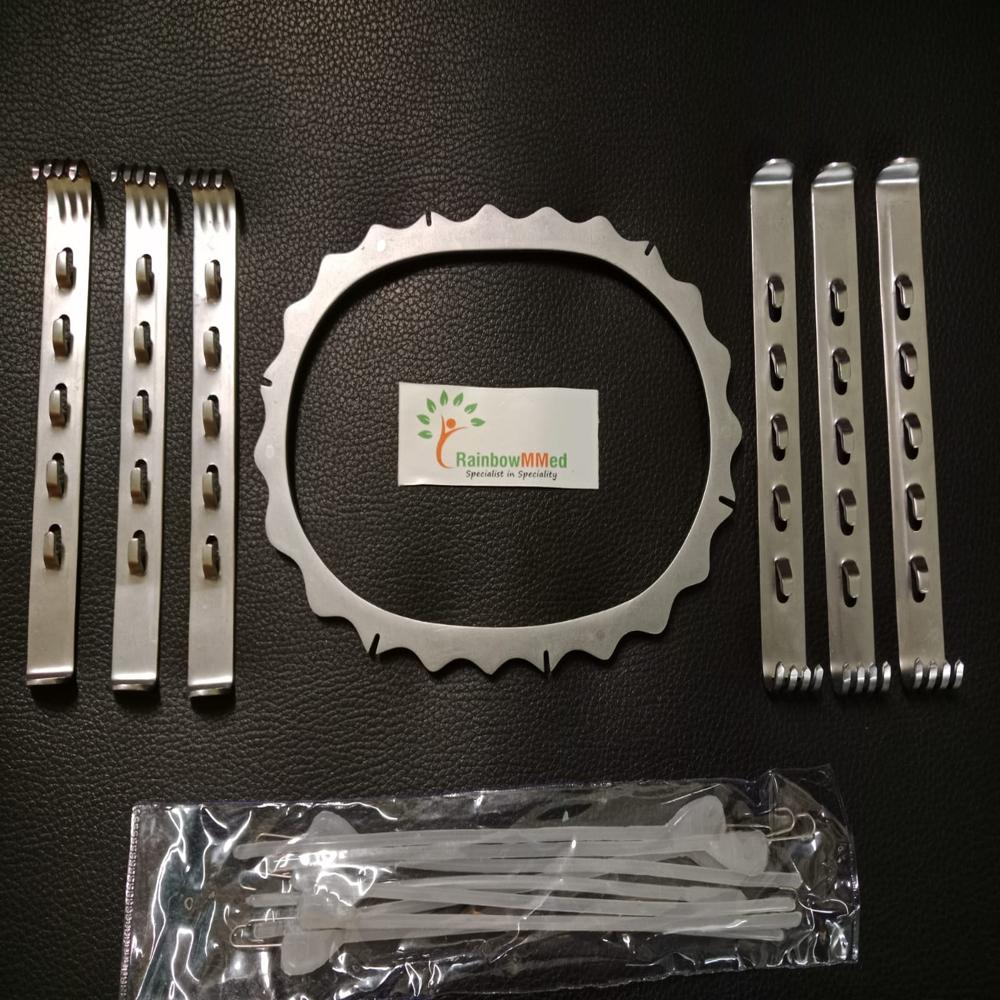 Turner Warwick Ring Retractor With 4 Blades OR Grade Urethroplasty