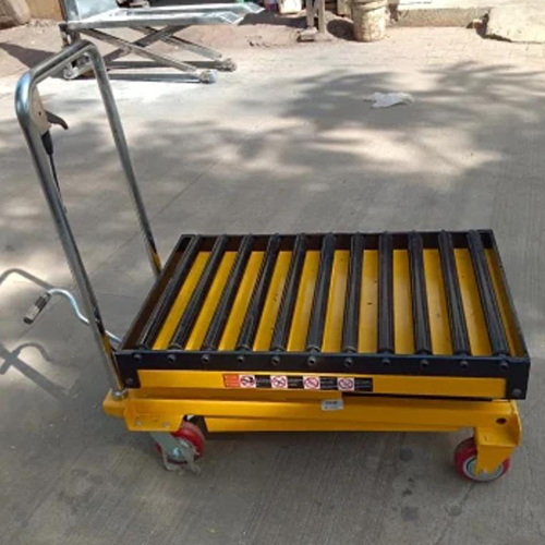 Rollers Top Elevating Table