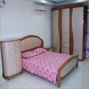 लकड़ी के बेडरूम सेट