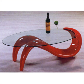 कांच की शीर्ष वाली स्टाइलिश सेंटर टेबल