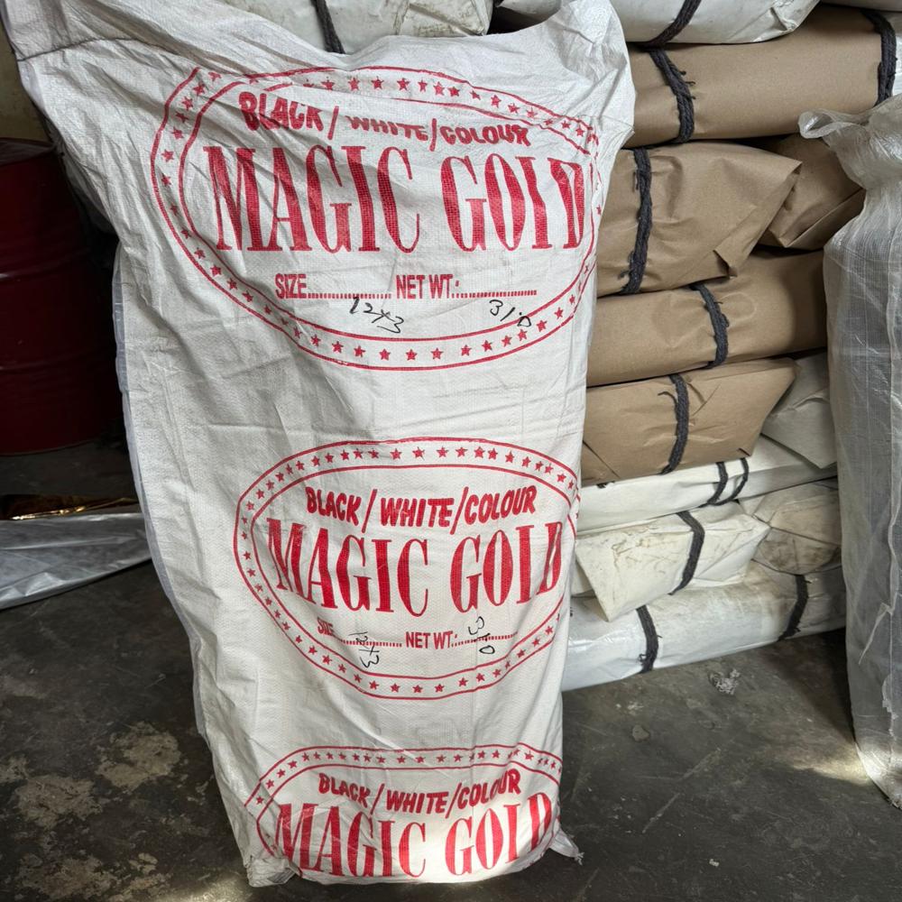 Magic Gol-d Bl-ack Tripal