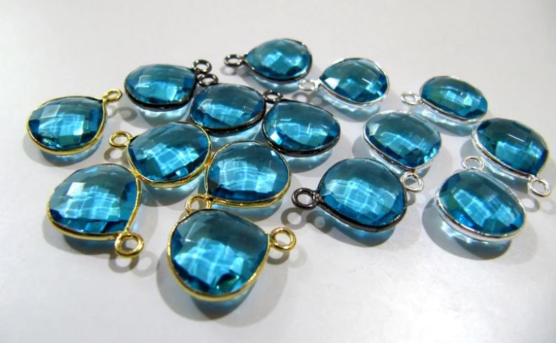 Blue Topaz Quartz Briolette Heart Shape 12mm Single Loop Bezel Connectors Charms
