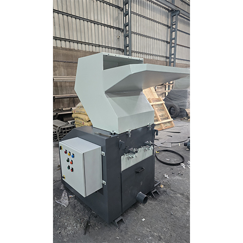 Plastic Crushing Machine