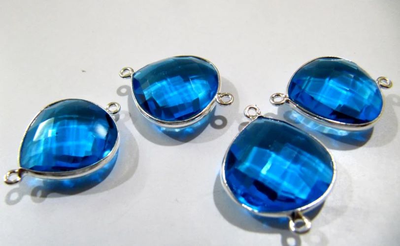 Blue Topaz Quartz Briolette Faceted Heart Shape 16mm Double Loop Bezel Connectors