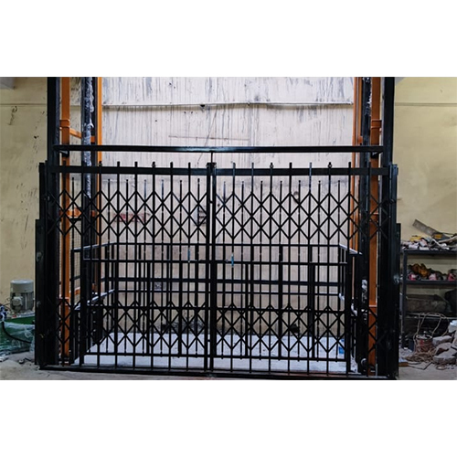 Double mast hydraulic goods lift Independent structure, capacity - 3mt