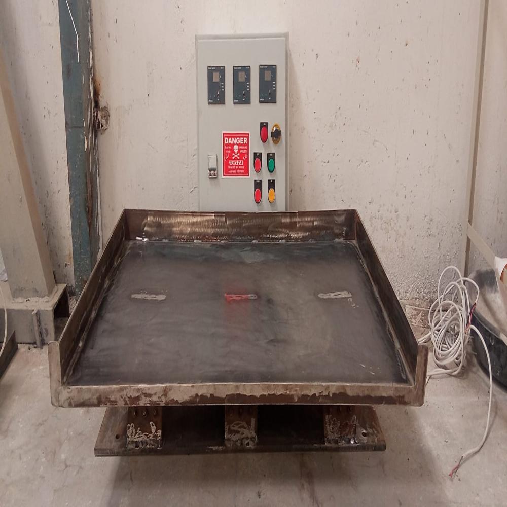 Poha Flaker Vibro Feeder - Capacity: 1kg To 50kg Per Hr.