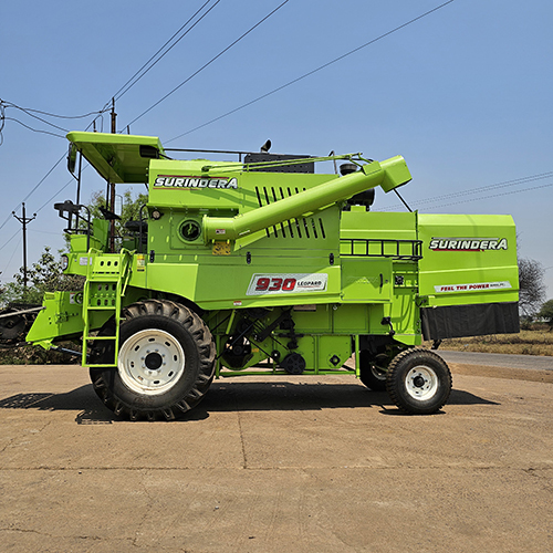 Wheat Surindera Combine Machine - Capacity: 2.5 - 3.5 Acres/hour Kg/hr