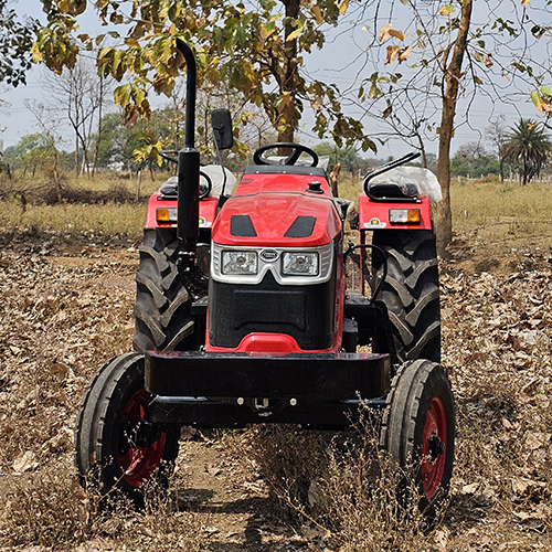 4036 Kartar Tractor - Color: Green