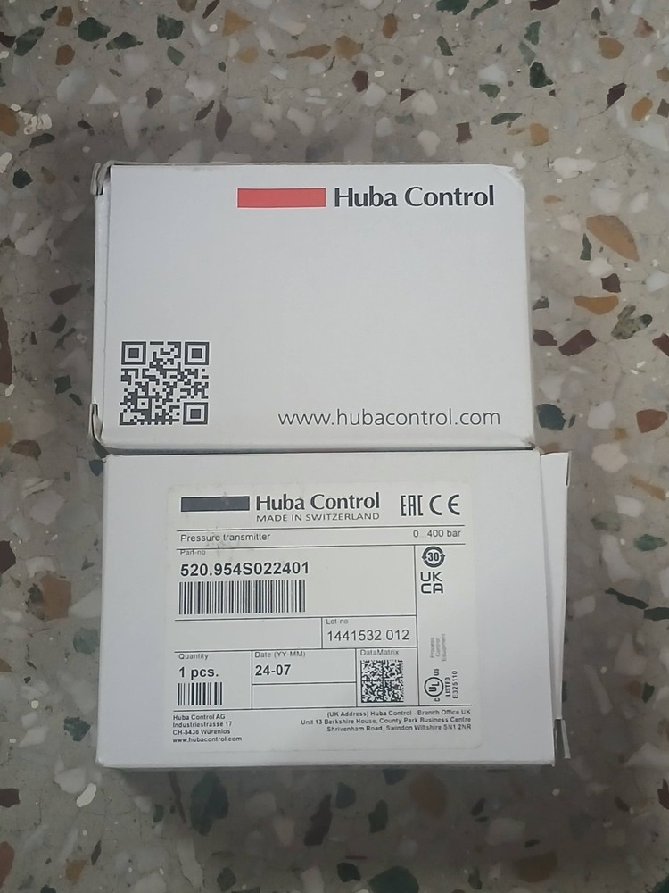 Huba Pressure Transmitter Model 520.954S022401 RANGE 0-400 BAR Output 0 To 10 VDC