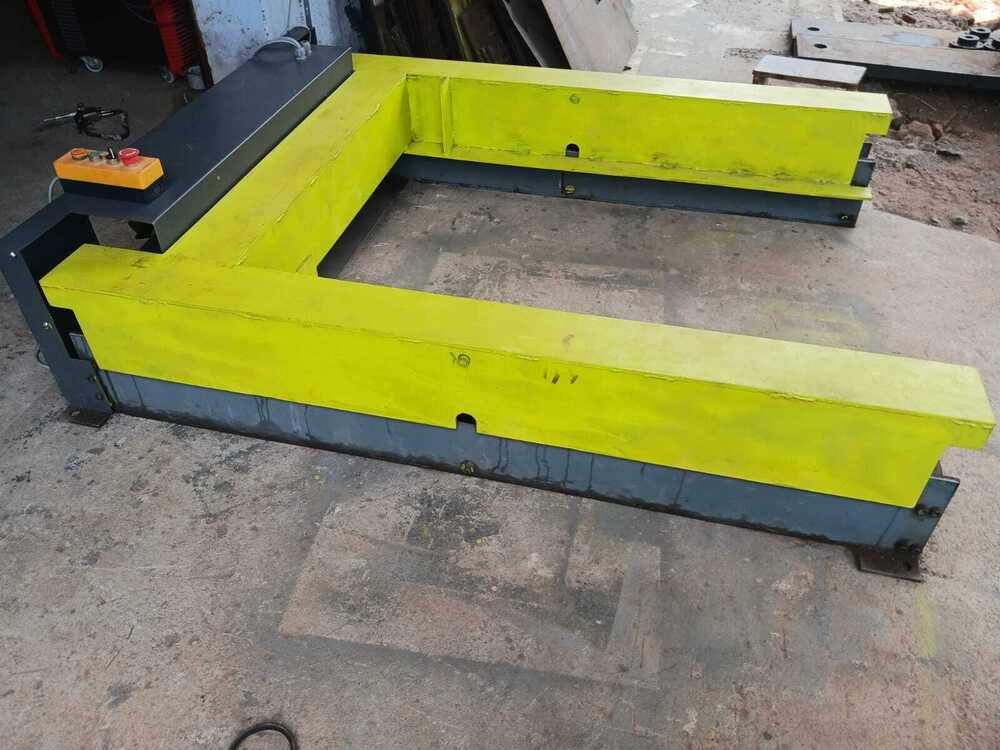 Motorized Scissor Lift