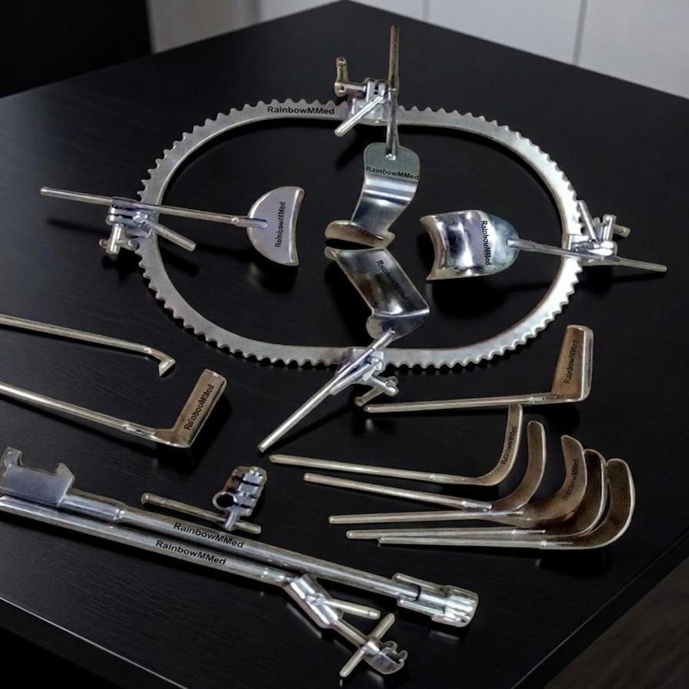 Table mounted Book Walter Retractor System 