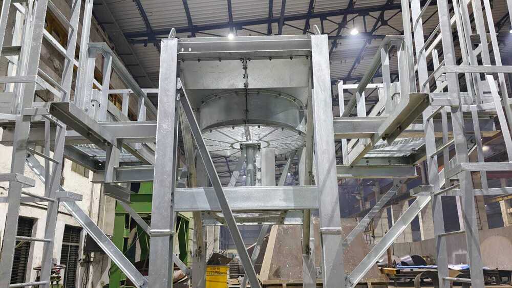 AIR COOLED HEAT EXCHANGER STRUCTURE