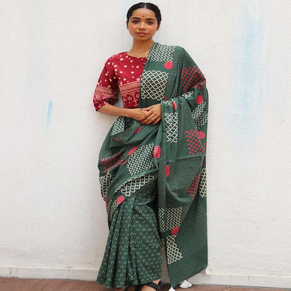 Malmal Cotton Digital Print Green Saree - Design: Batik