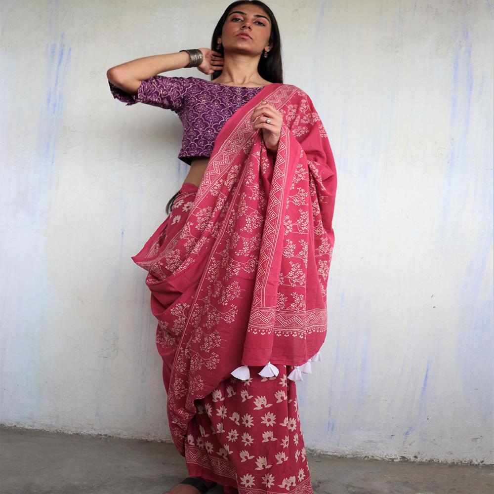 Malmal Cotton Digital Print Pink Saree - Design: Batik