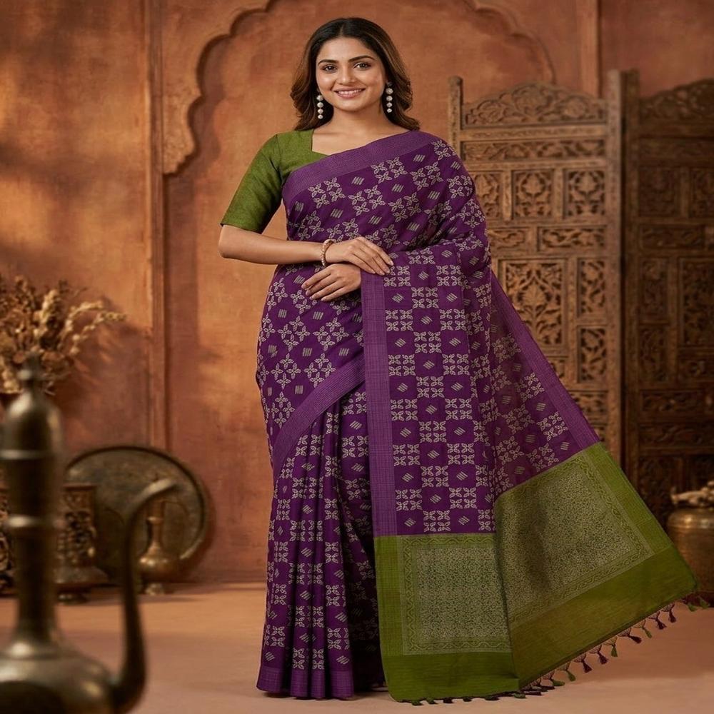 Abstract Digital Print Catonic Sofi Silk Saree