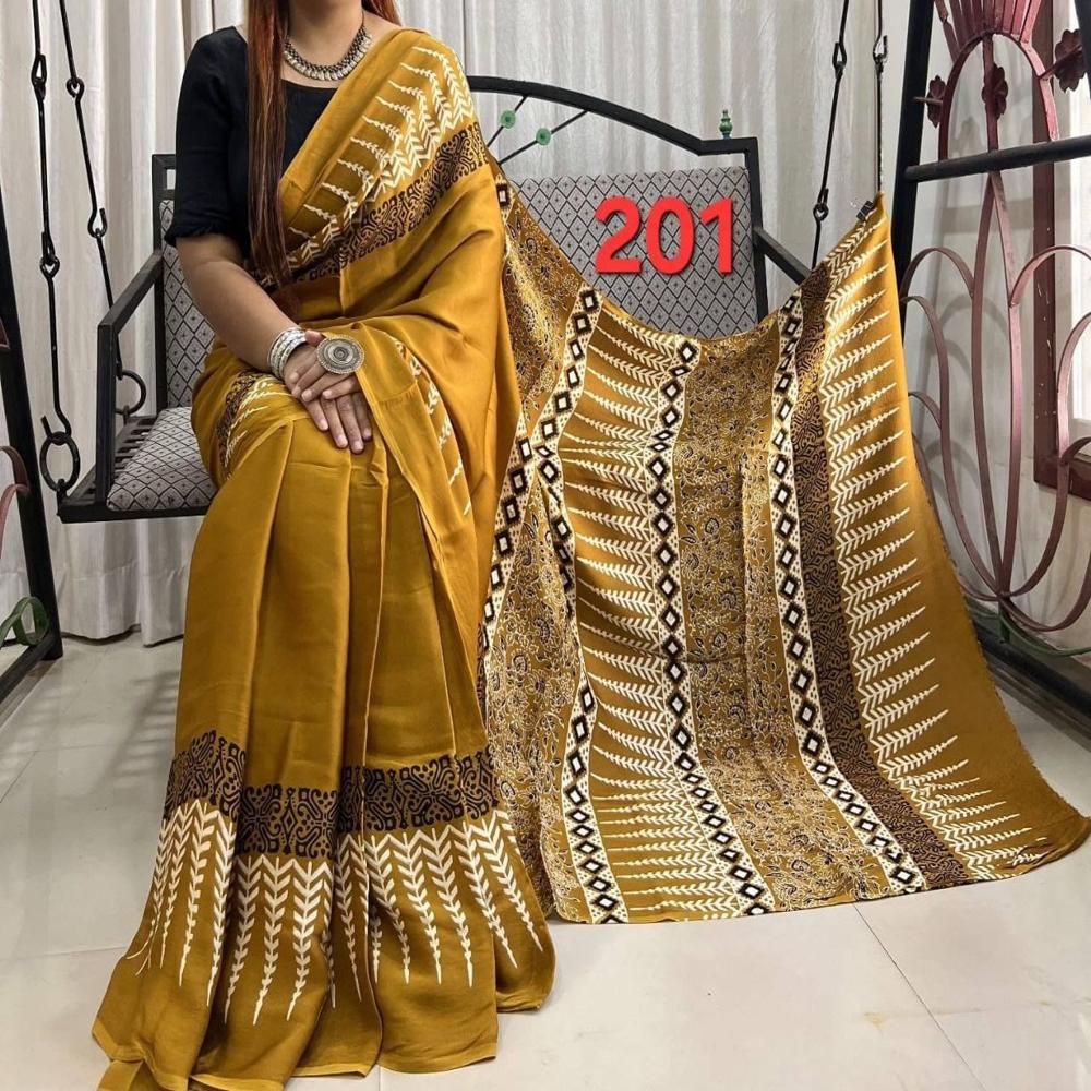 ladies saree