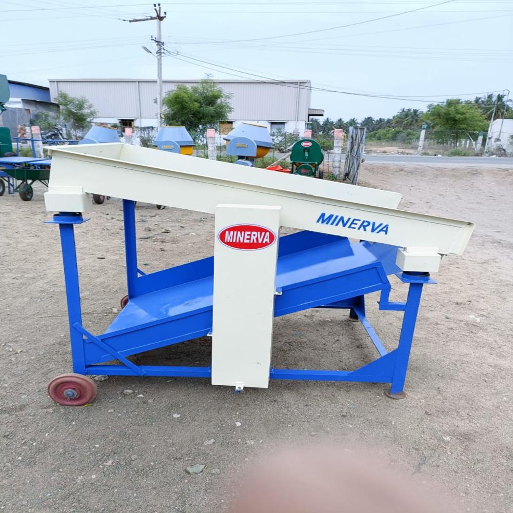 Vibrator Sand Siever Machine - Capacity: 3-4 Tons Per Hour